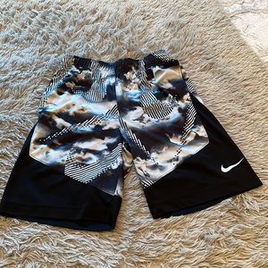 Nike shorts size large